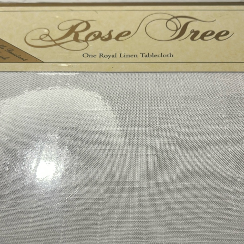 NWT Rose Tree Royal Linen Tablecloth 60x90 oblong